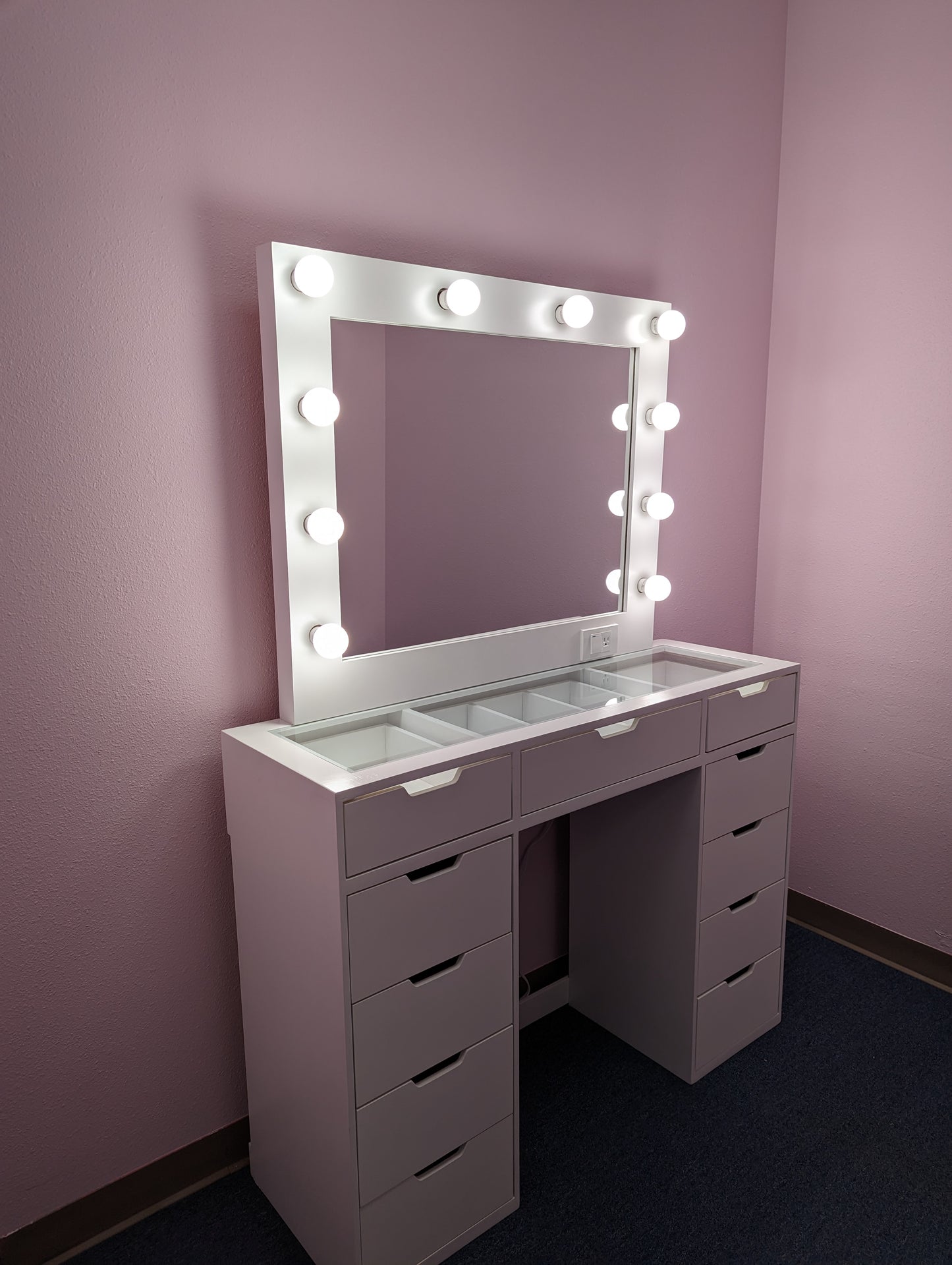 AMA Vanity - V1D1C2M2T1